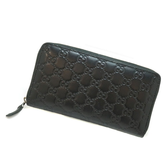 Prada Wallet - Picture 1 of 9